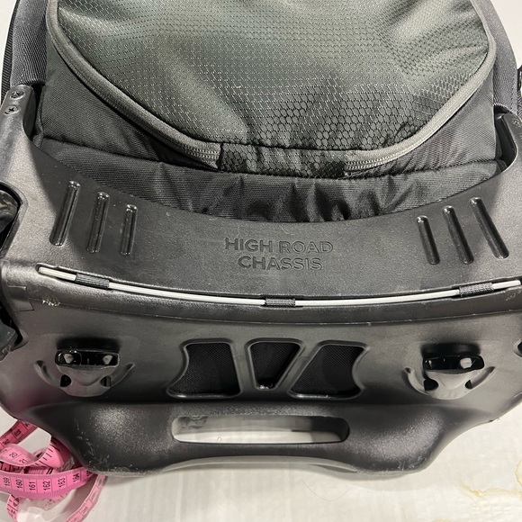 OSPREY SOJOURN 45 WHEELED TRAVEL PACK - Picture 13 of 15